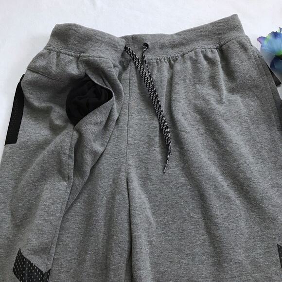 Ideology NWT Sweat Shorts Men XL - Picture 6 of 11